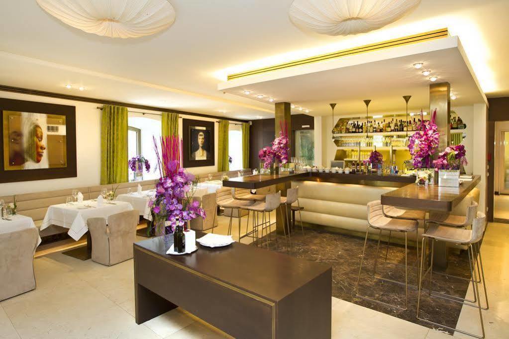 Hotel Iris Porsche & Restaurant 4*